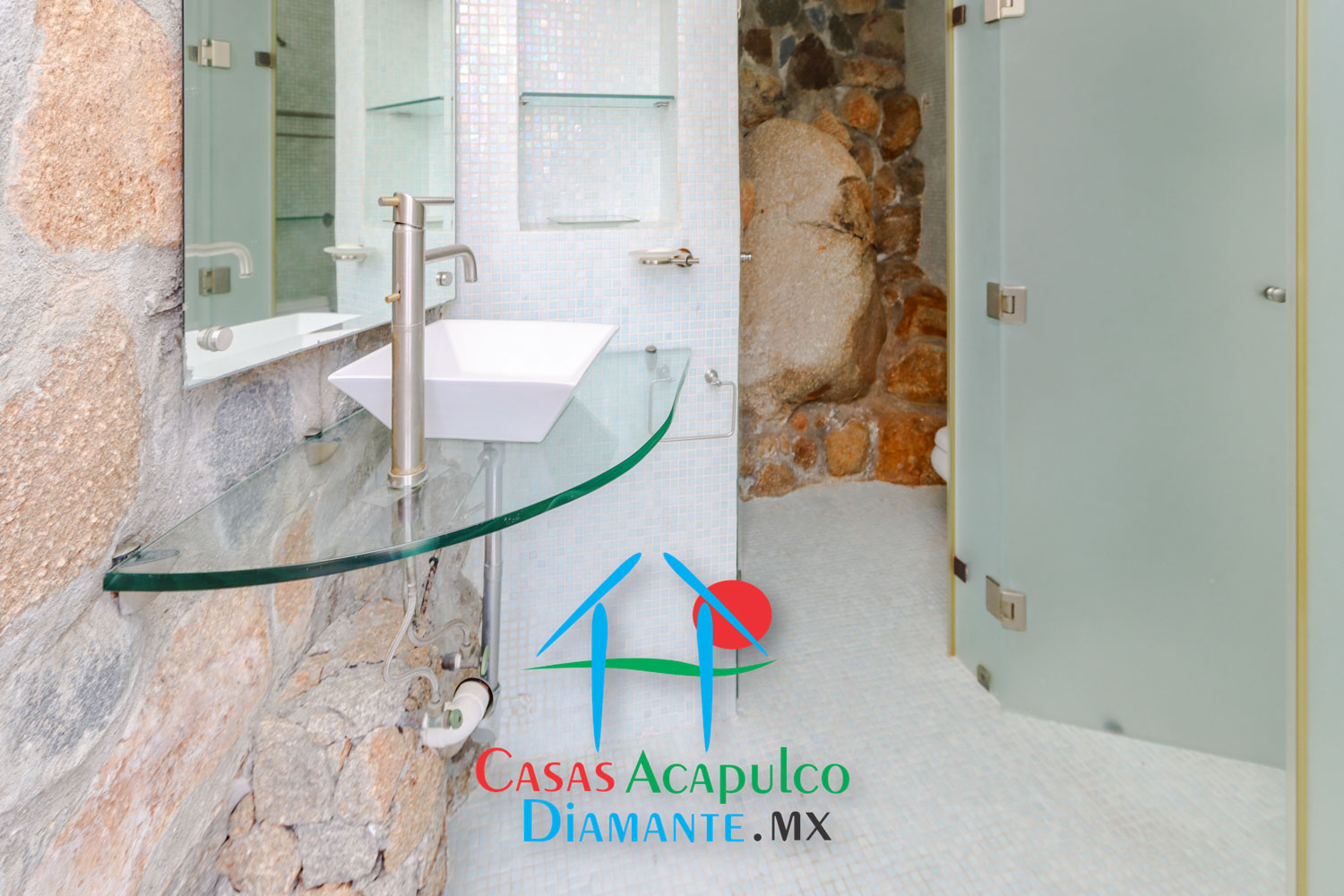 Villa Turquesa - Baño de visitas 1